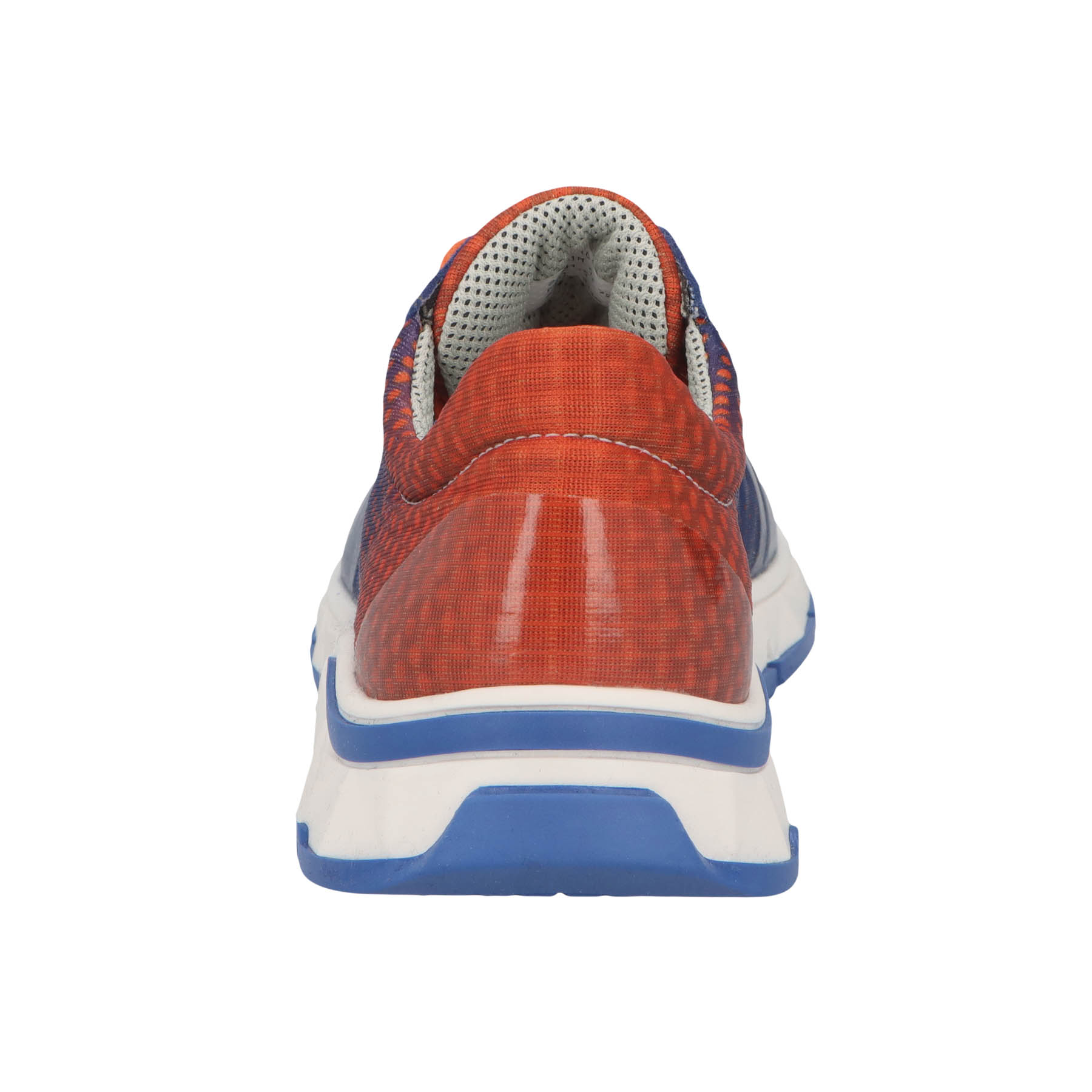 graue sneaker hinteransicht